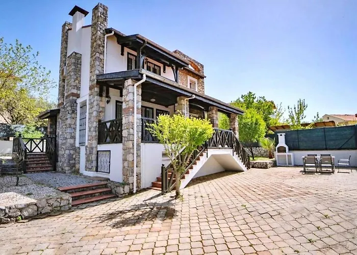 2 Bedroom With Private Pool